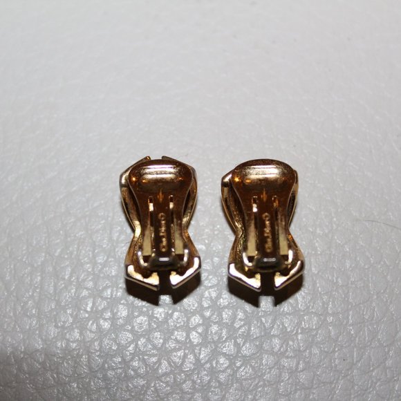 VINTAGE SIGNED CHRISTIAN DIOR GOLD TONE CLEAR RHINESTONE EARRINGS - Picture 7 of 7